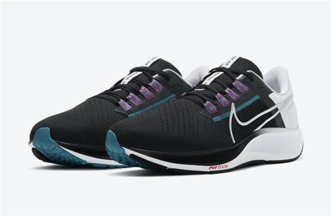 nike air pegasus zwart wit|Nike Air zoom pegasus 38 black.